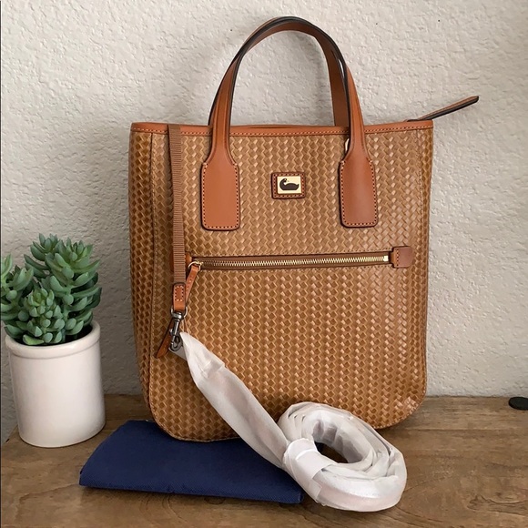 Dooney & Bourke Handbags - ✅ON SALE ✅Dooney & Bourke Shoulder  👜 Handle bag